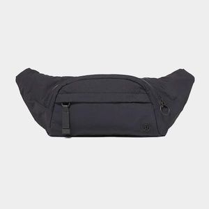 ISO: black lululemon on the beat belt bag.